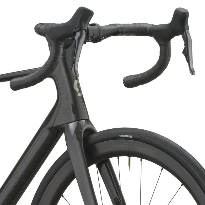 Scott Addict 20 Road Bike in Carbon Black-4