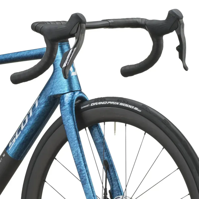 Scott Addict RC Team Road Bike in Watery Blue/Carbon Black-5