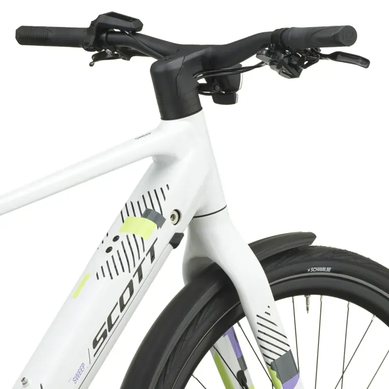 Scott Sweep 10 E-Hybrid Bike in Signal White-5