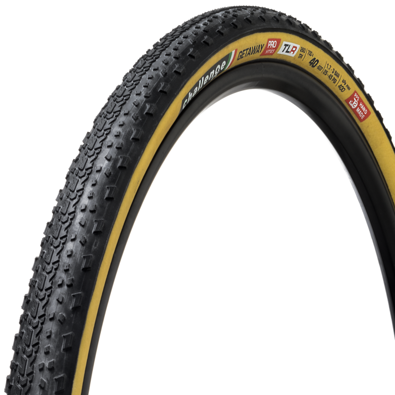 Challenge Getaway Pro TLR 700x40c Tire in Black/Tanwall-1