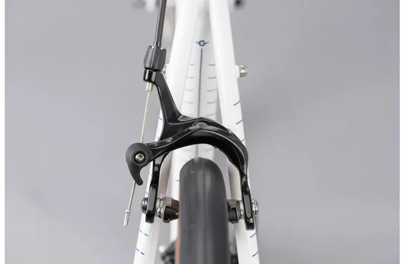 2021 Genesis Equilibrium Steel Road Bike in White-9