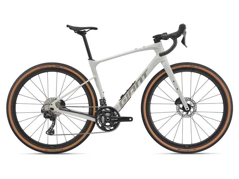 Giant Revolt Advanced 0 Gravel Bike in Snow Drift