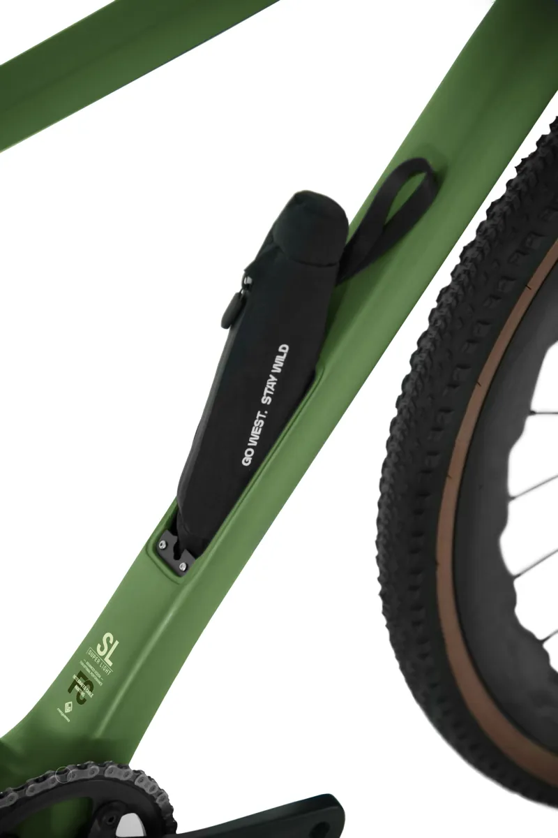 Megamo West 10 Gravel Bike in Camo Green-2