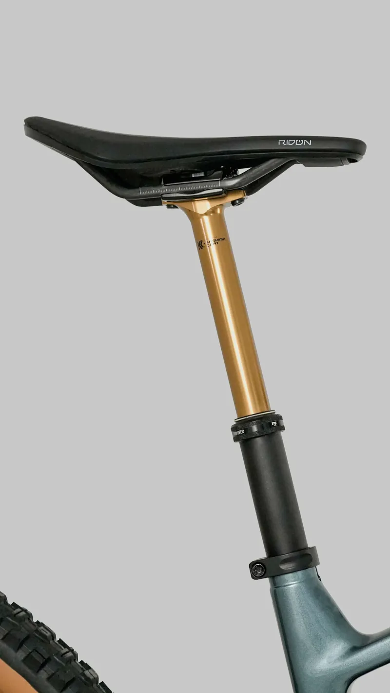 Megamo Reason CRB 01 in Blue-7