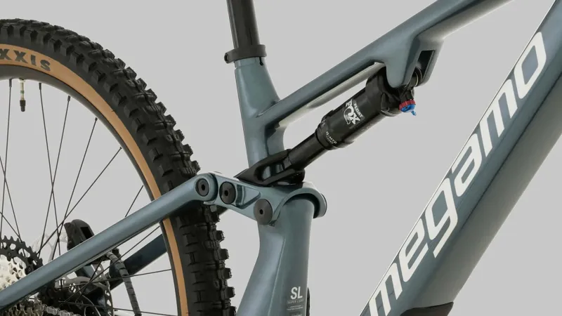 Megamo Reason CRB 07 in Blue-4