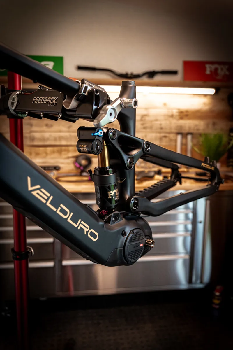 Velduro Rogue M2s Frameset with Fox X2 Shock-1