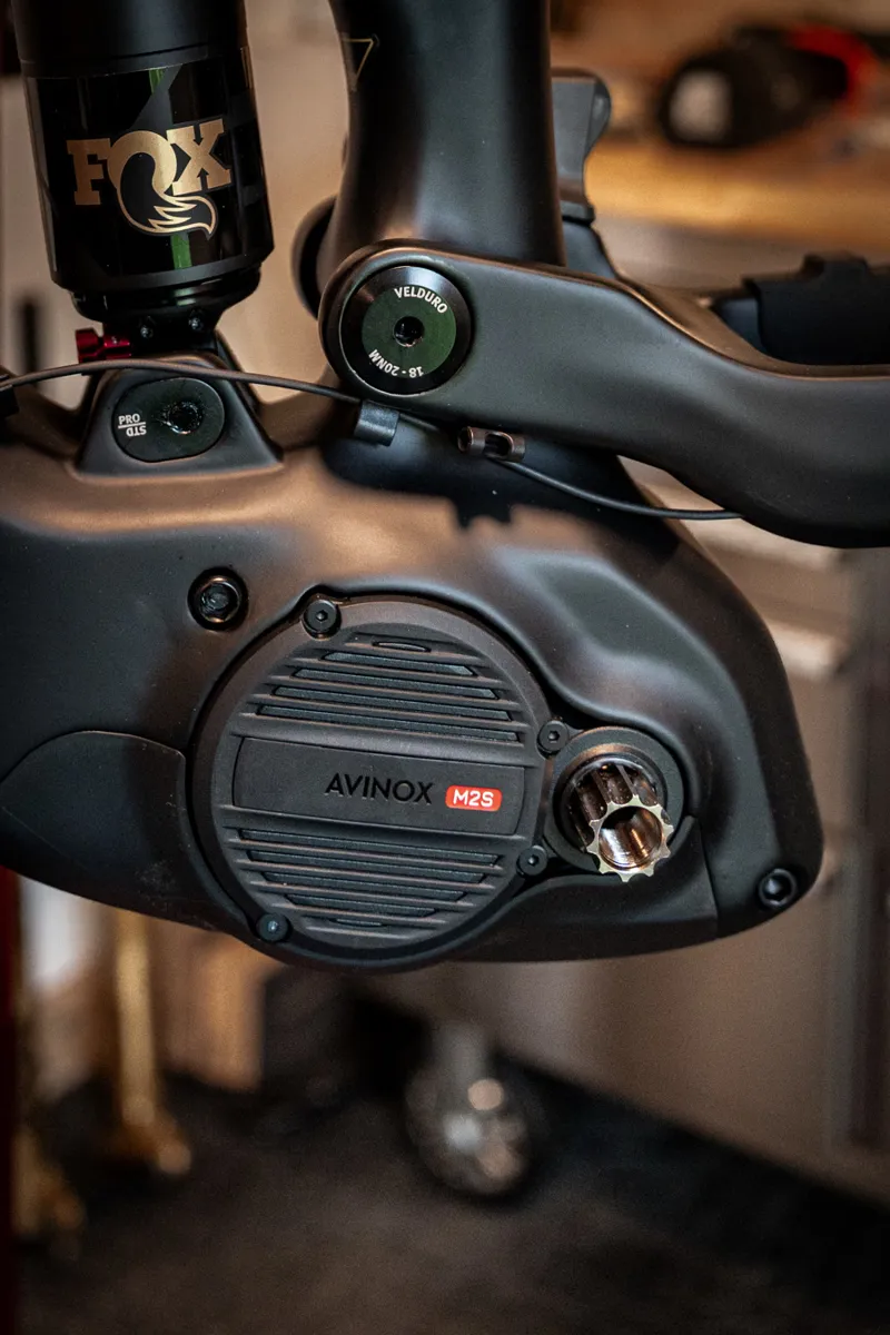 Velduro Rogue M2s Frameset with Fox X2 Shock-7