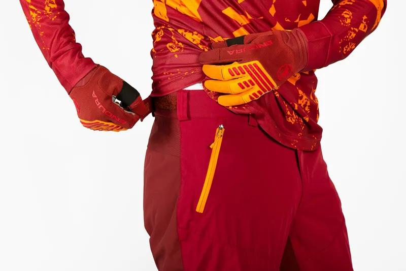 Endura MT500 Spray Shorts in Atlantic-2