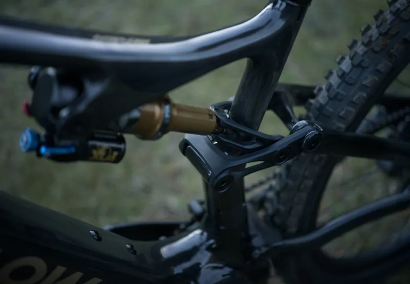 Amflow PL Carbon Pro 800Wh in Cosmic Black-8