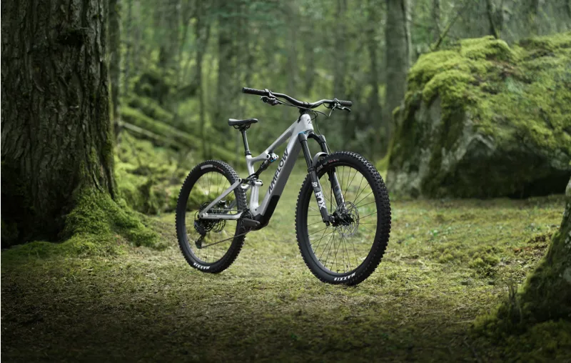 2026 Amflow PL Carbon 800Wh in Satin Silver-3